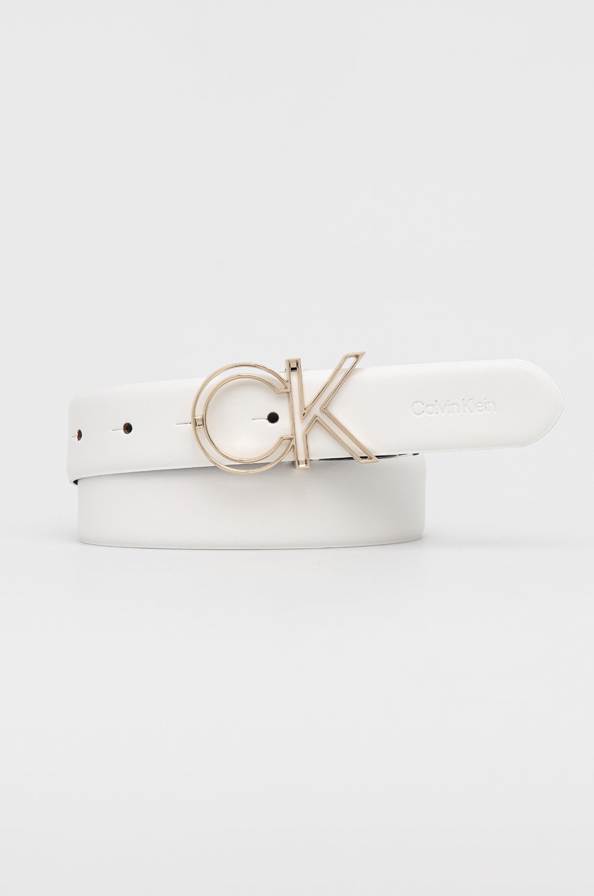 

Кожен колан Calvin Klein дамски в кремаво, Бежов