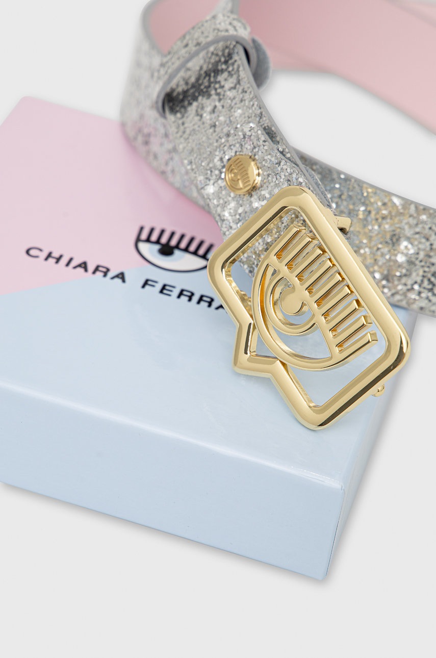 

Кожаный ремень Chiara Ferragni женский цвет серебрянный