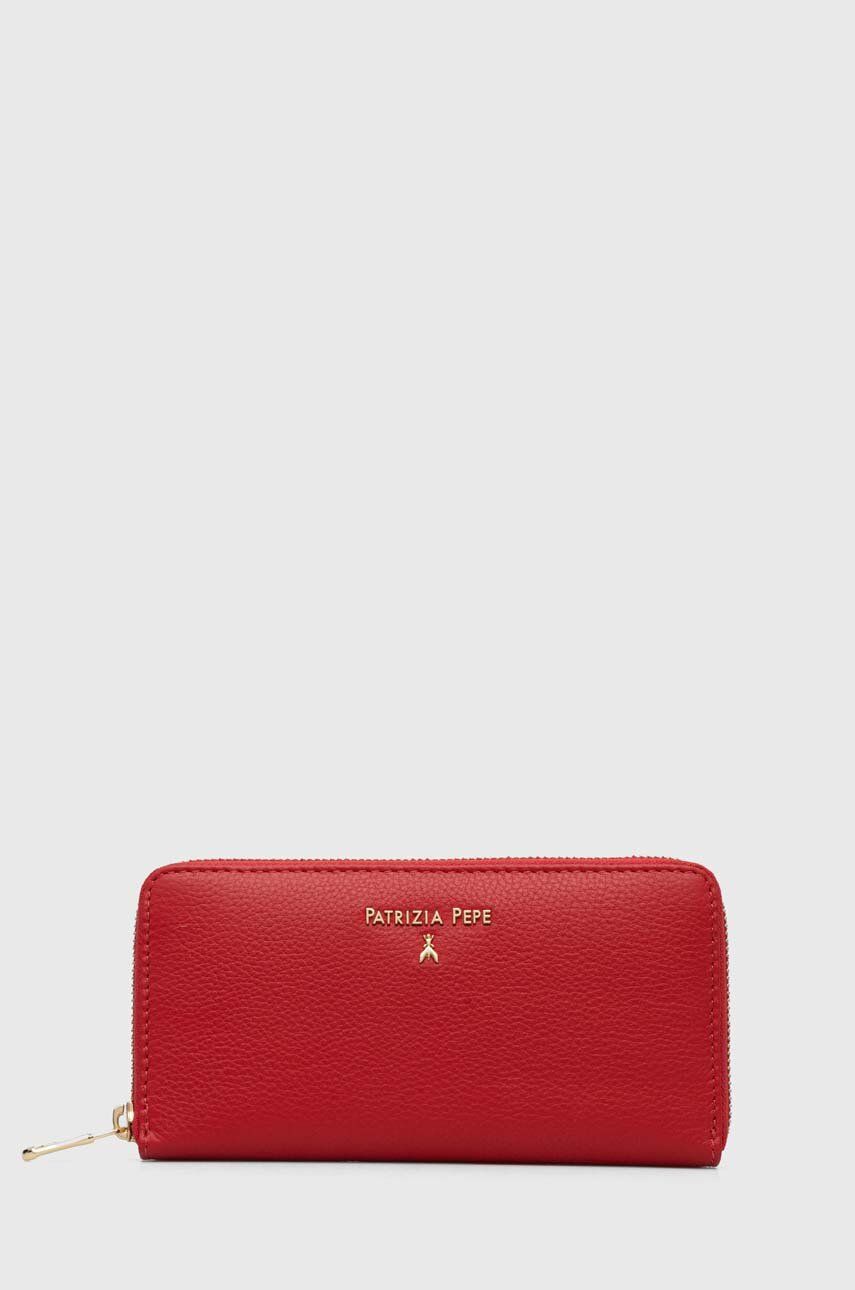 Kožená peněženka Patrizia Pepe červená barva - červená