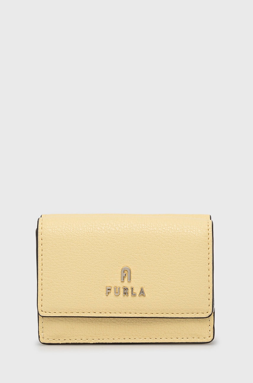 

Кожен портфейл Furla дамски в жълто, Жълт