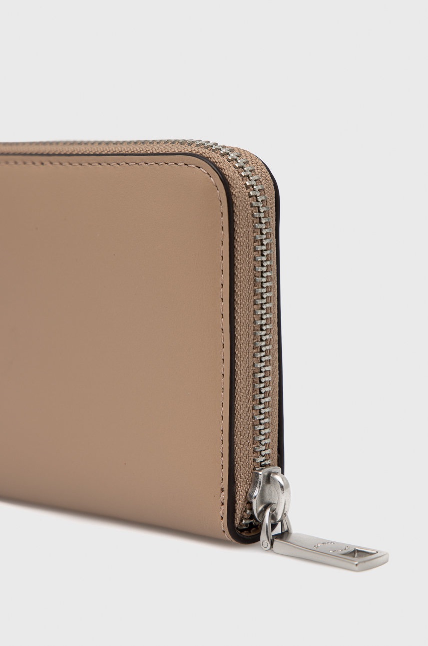 

Кожаный кошелек Coach женский цвет бежевый