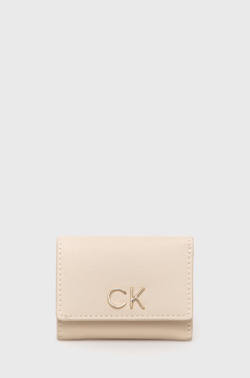 

Портфейл Calvin Klein дамски в бежово, Бежов
