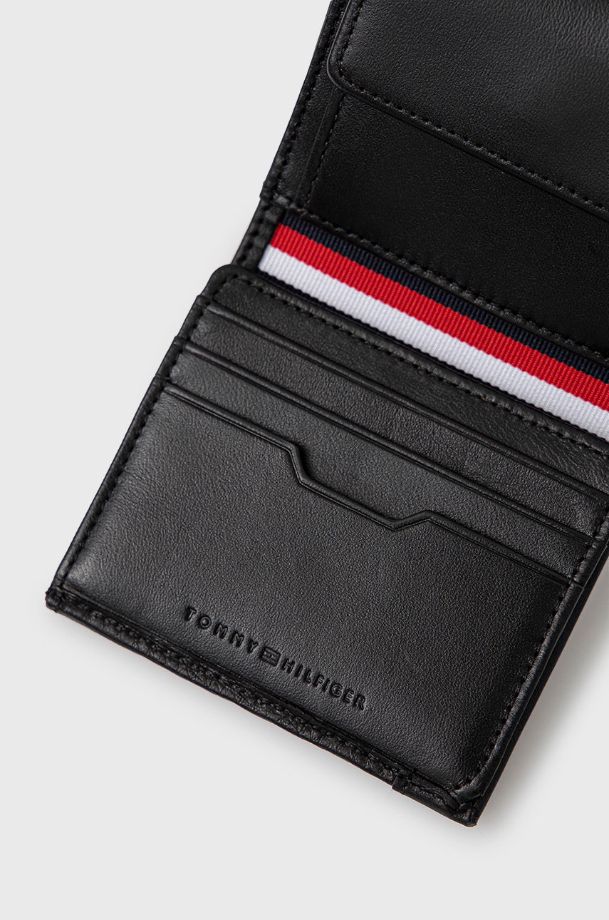 

Шкіряний гаманець Tommy Hilfiger чоловічий колір чорний
