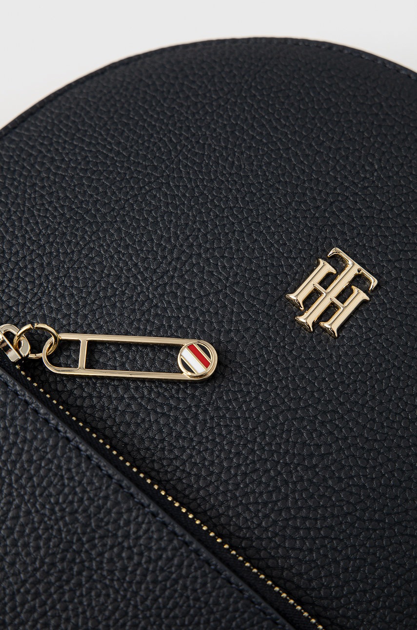 

Рюкзак Tommy Hilfiger жіночий колір синій малий з аплікацією