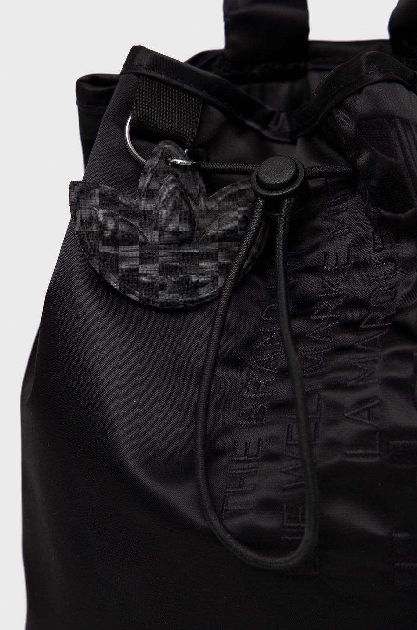 

Рюкзак adidas Originals HD7044 жіночий колір чорний малий однотонний