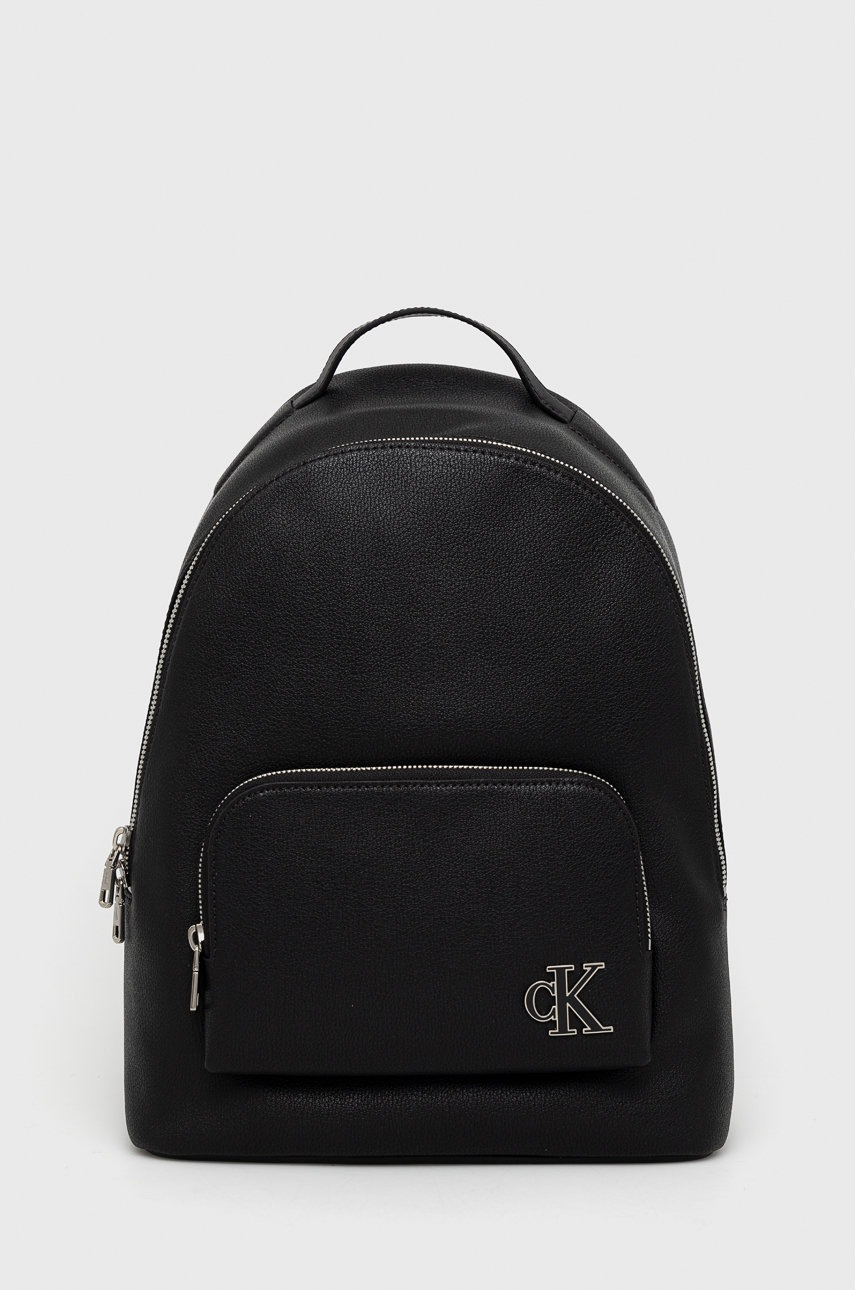 

Раница Calvin Klein Jeans дамски в черно голям размер с изчистен дизайн, Черен