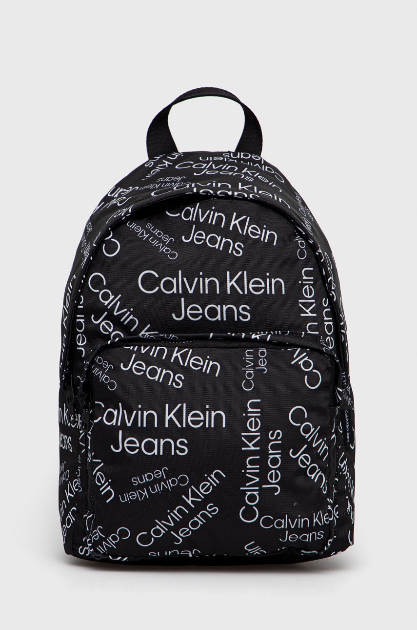 

Раница Calvin Klein Jeans в черно голям размер с десен, Черен