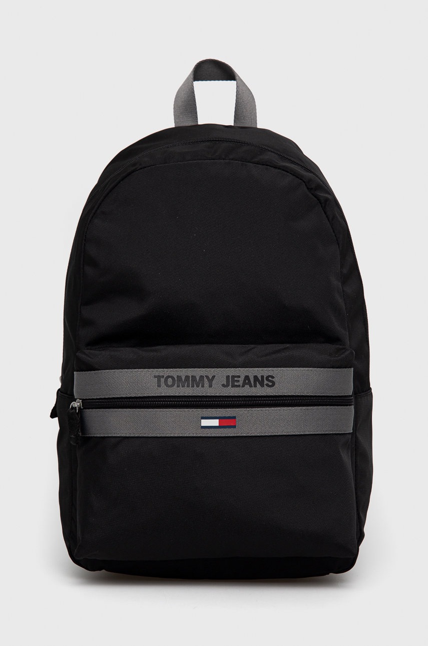 

Раница Tommy Jeans мъжка в черно голям размер с изчистен дизайн, Черен