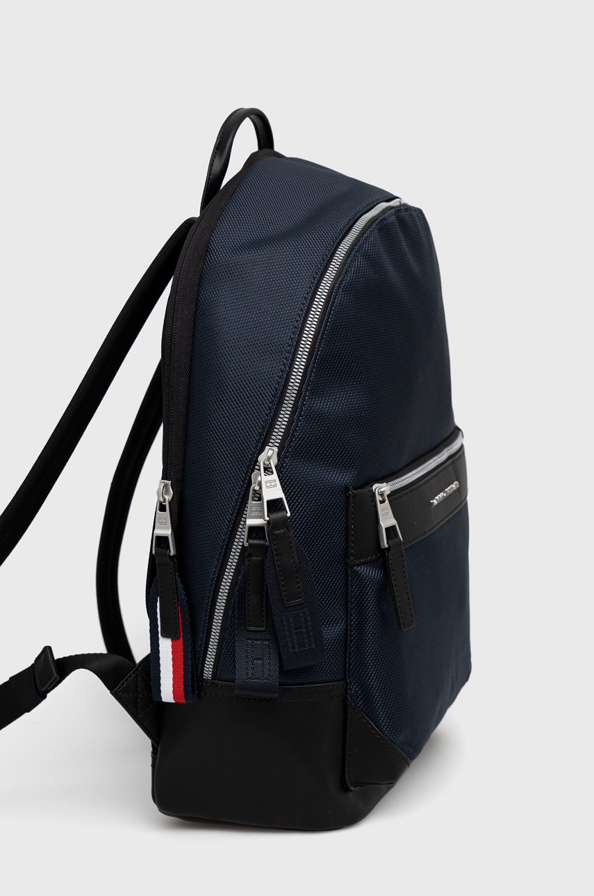 

Рюкзак Tommy Hilfiger 1985 чоловічий колір синій великий однотонний