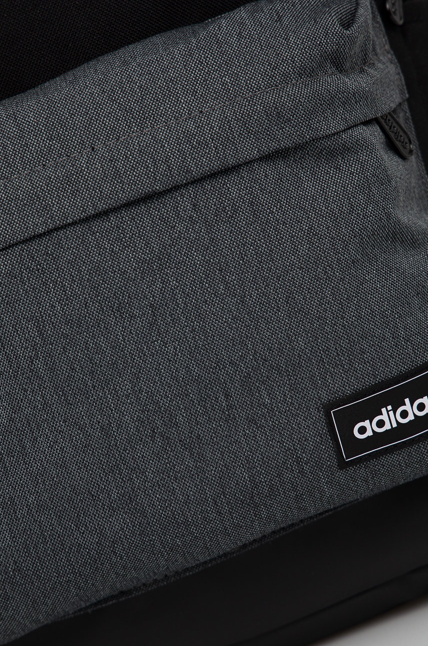

Рюкзак adidas мужской цвет чёрный большой гладкий