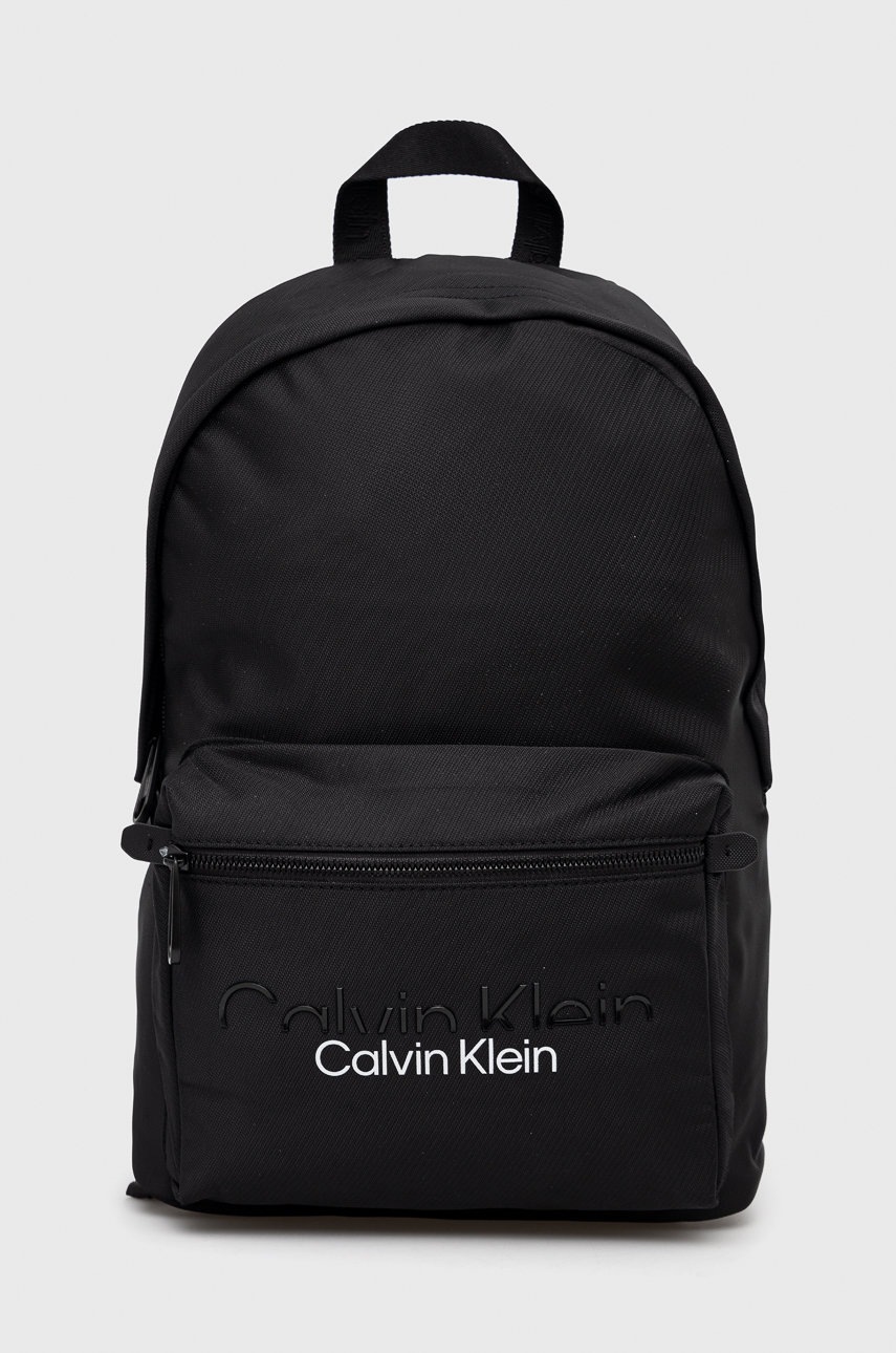 

Раница Calvin Klein мъжки в черно голям размер с принт, Черен
