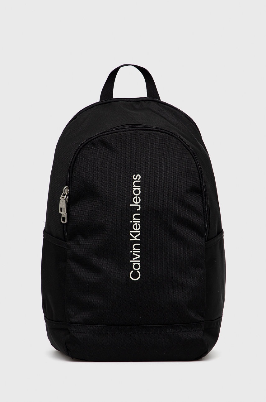 

Раница Calvin Klein Jeans мъжки в черно голям размер с апликация, Черен