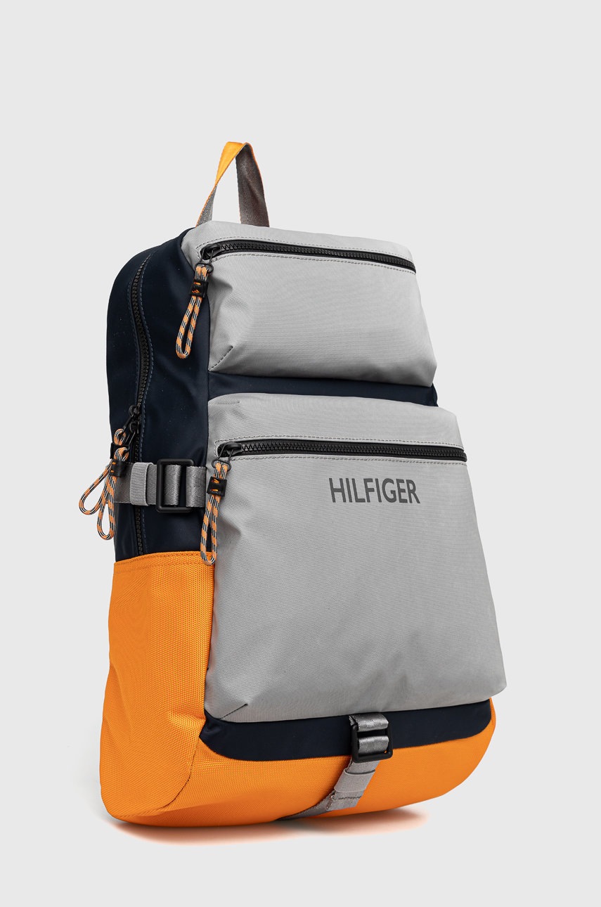 

Рюкзак Tommy Hilfiger чоловічий колір сірий великий візерунок