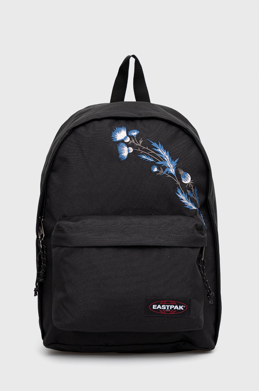

Раница Eastpak в черно голям размер с апликация, Черен