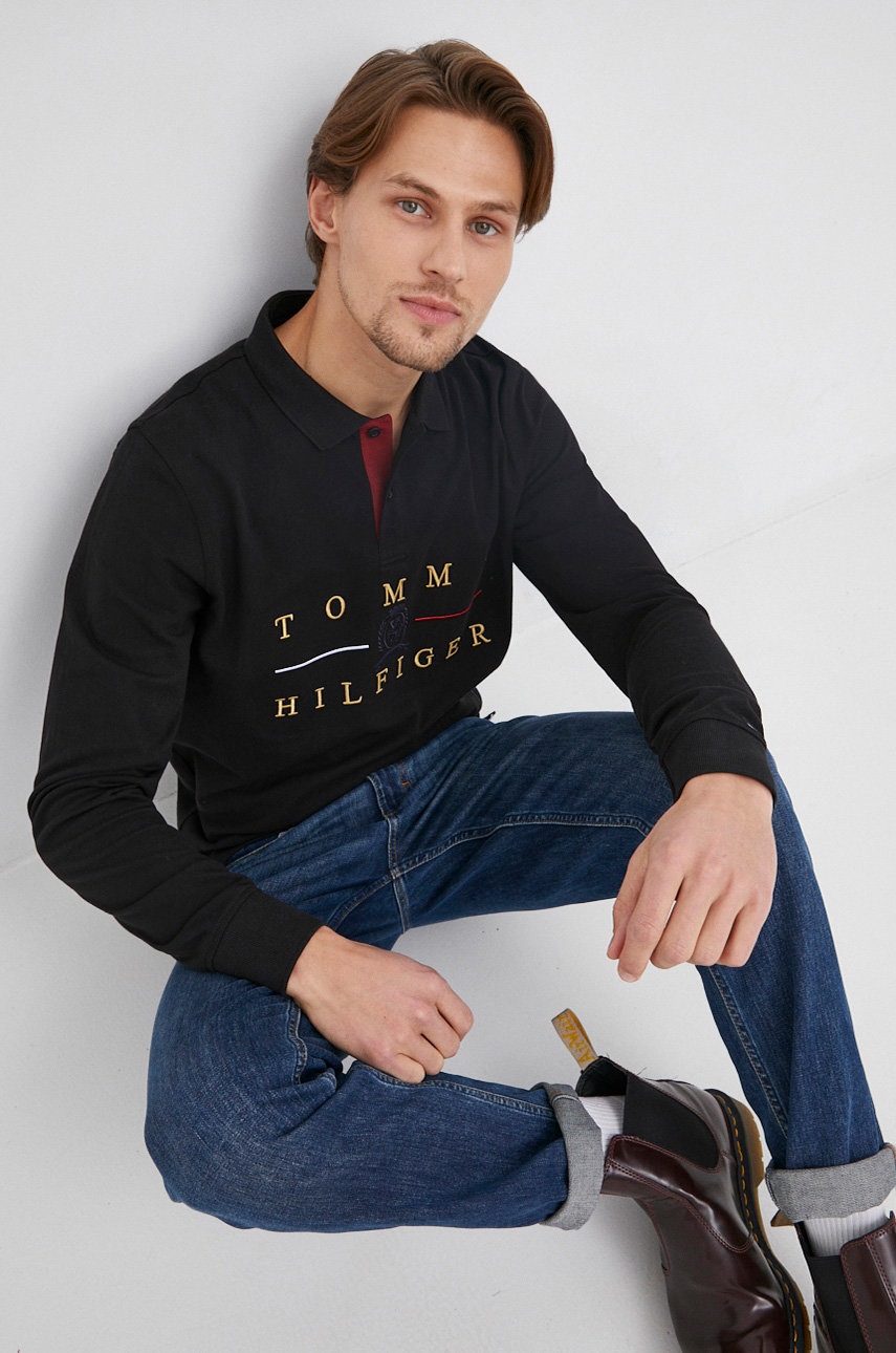 

Памучна блуза с дълги ръкави Tommy Hilfiger в черно с апликация, Черен