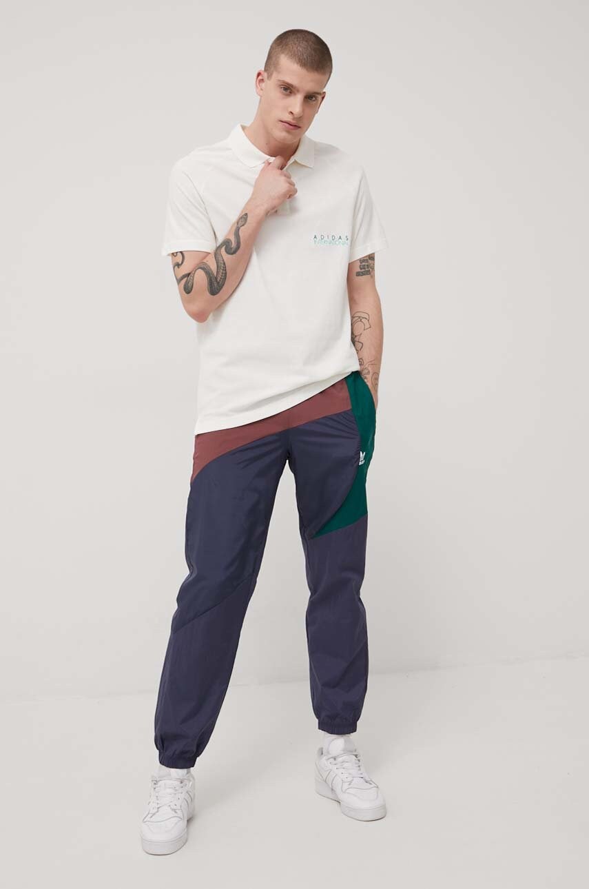 Adidas originals polo de bumbac culoarea bej, cu imprimeu