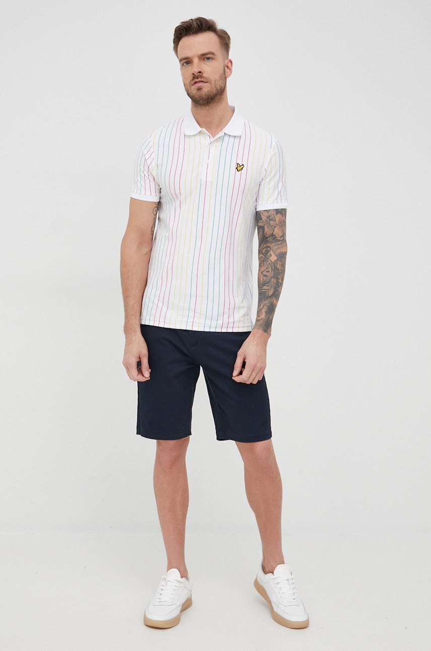 

Хлопковое поло Lyle & Scott цвет белый узорный