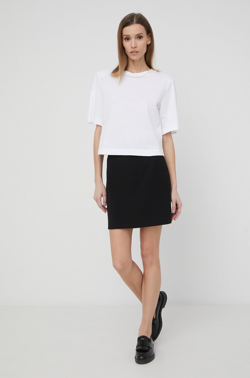 Sisley fusta culoarea negru, mini, evazati