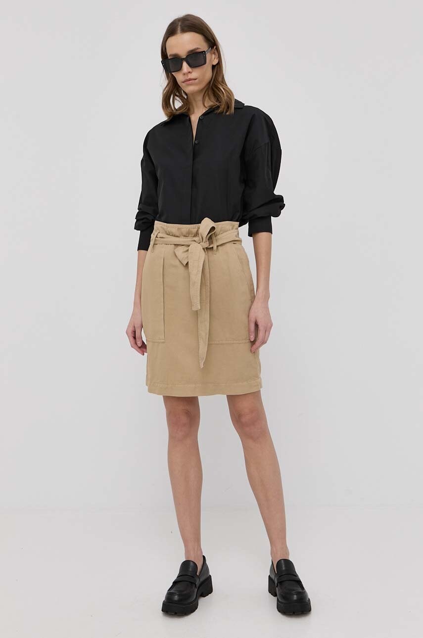 Hugo fusta culoarea bej, mini, drept