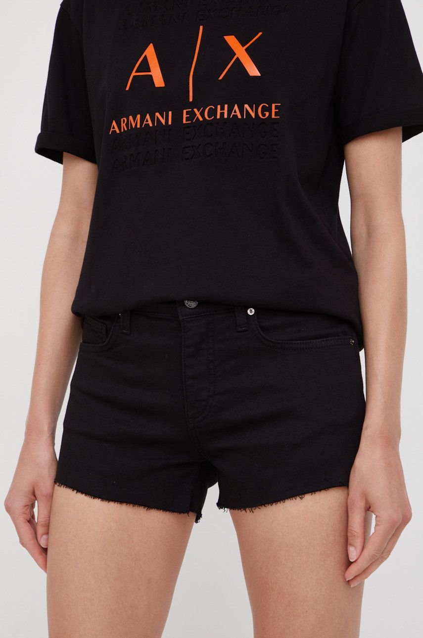 

Дънкови къси панталони Armani Exchange в черно с изчистен дизайн със стандартна талия, Черен