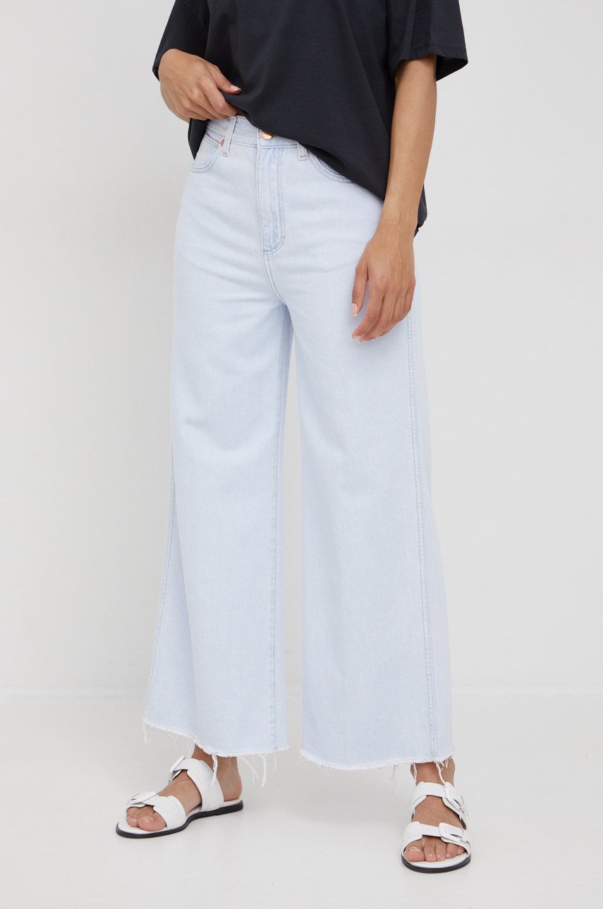 Wrangler jeansi World Wide Crop Trick Of The Ic femei , high waist answear imagine noua