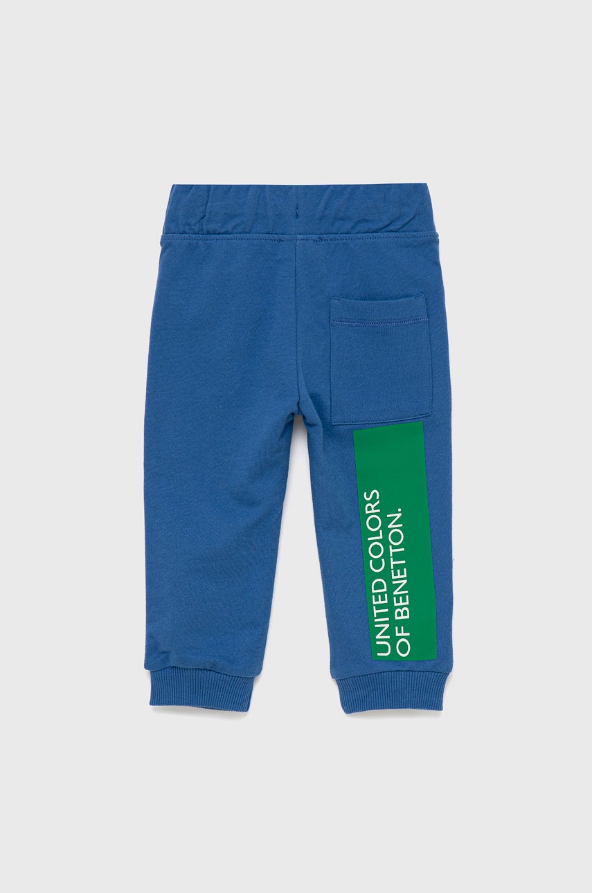 

Дитячі бавовняні штани United Colors of Benetton з принтом