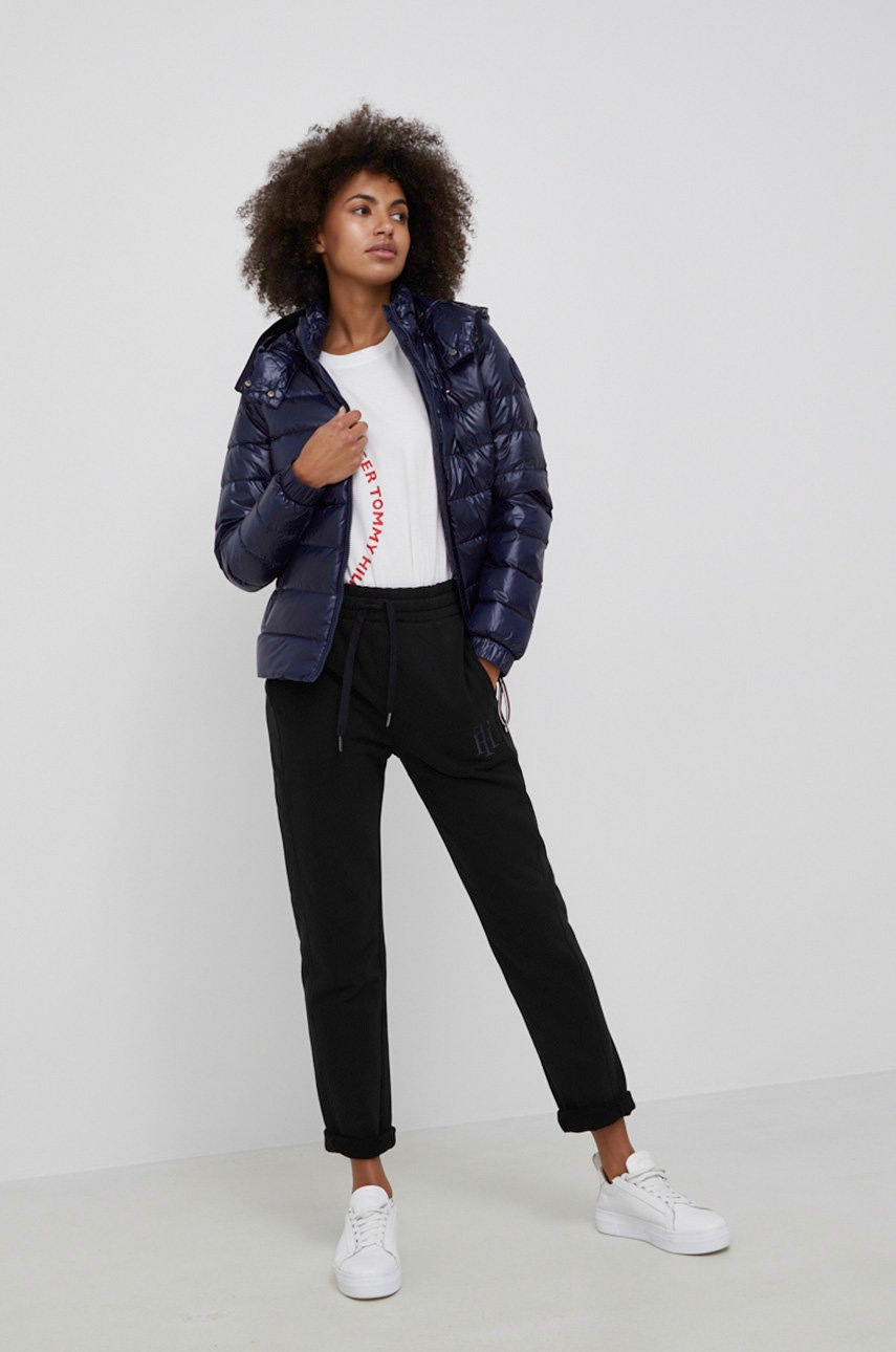 

Брюки Tommy Hilfiger женские цвет чёрный гладкие