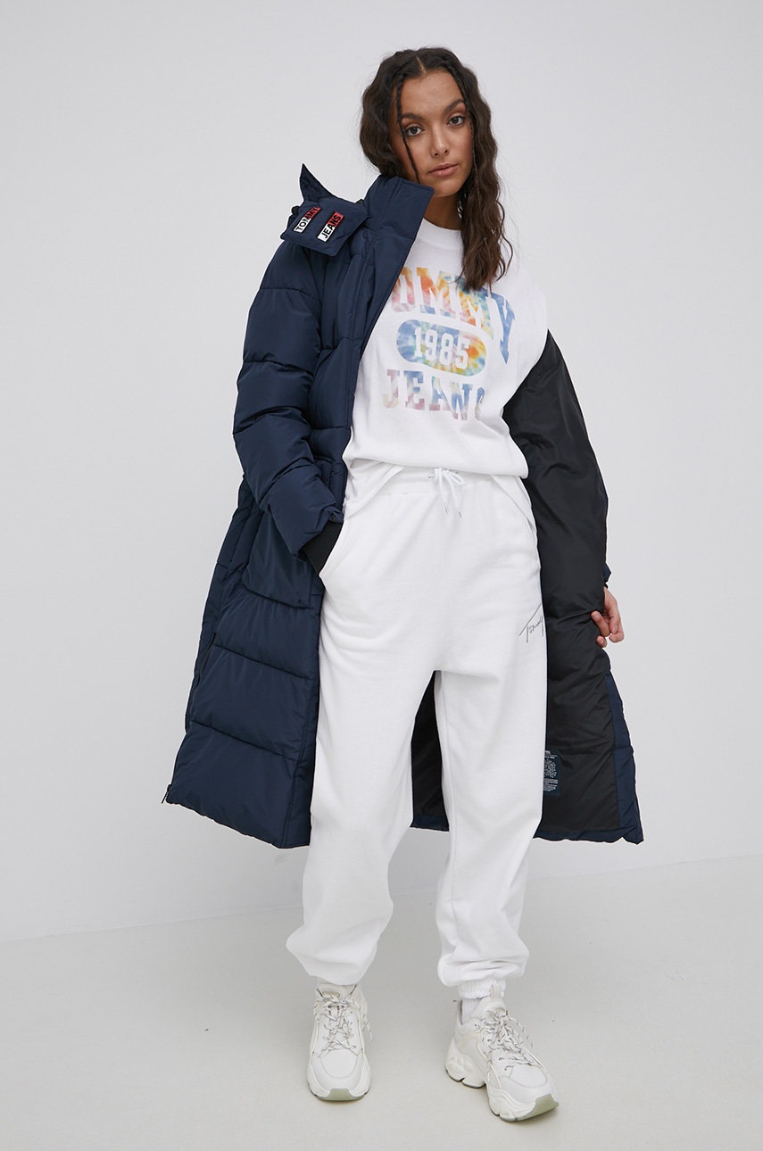 

Штани Tommy Jeans жіноче колір білий гладке