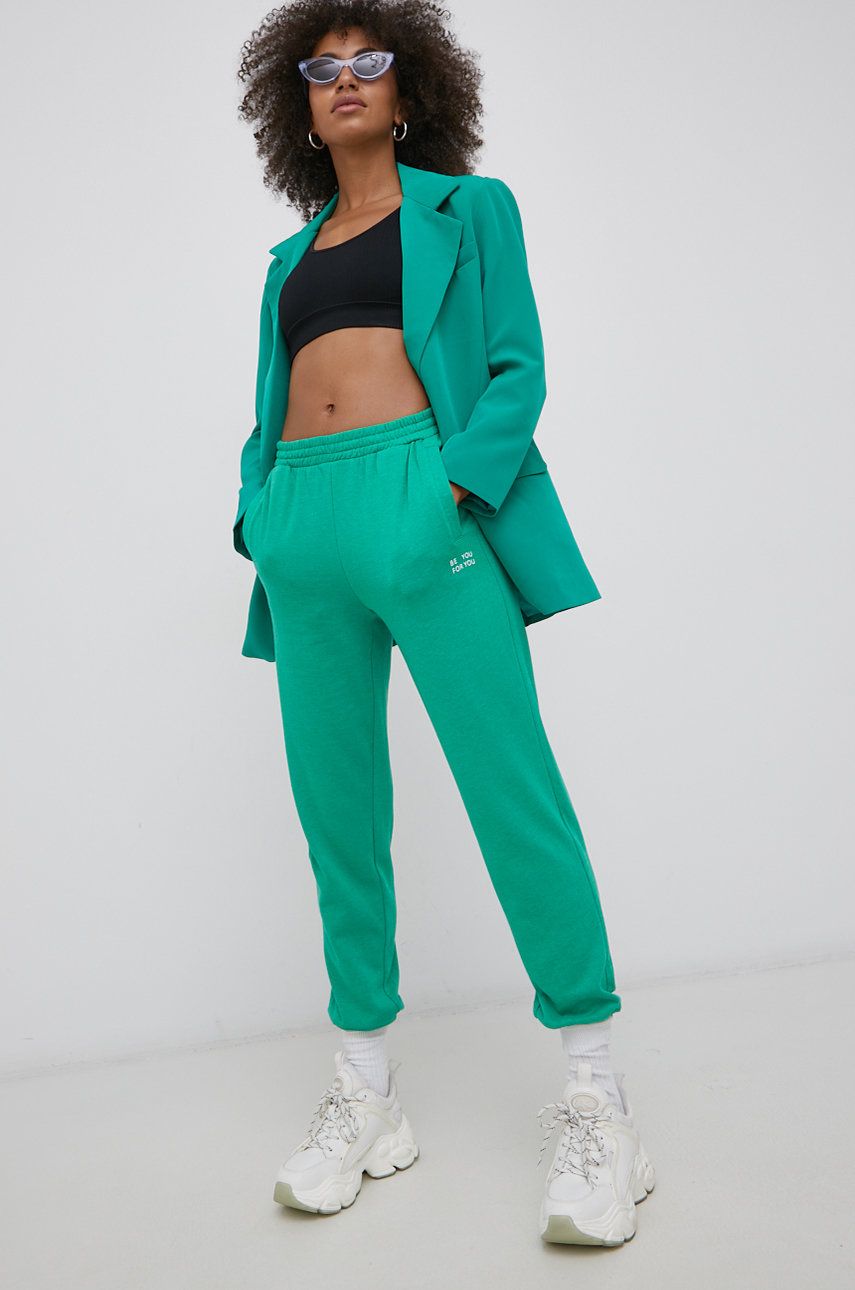 Vero Moda Spodnie damskie kolor zielony melanżowe
