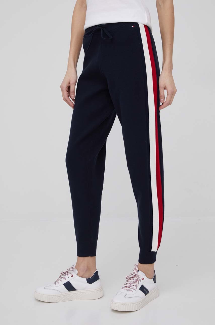 

Брюки Tommy Hilfiger женские цвет синий с узором