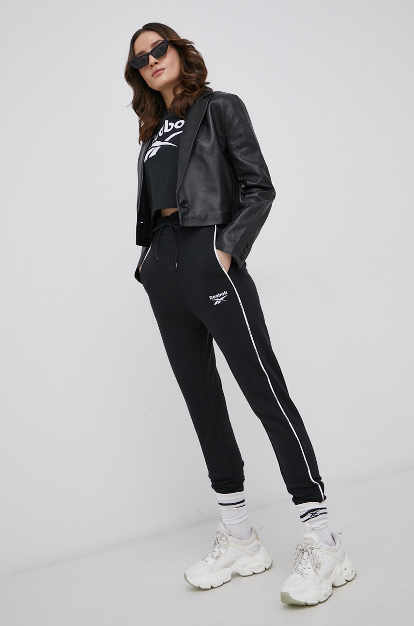 

Брюки Reebok HB4030 женское цвет чёрный с аппликацией