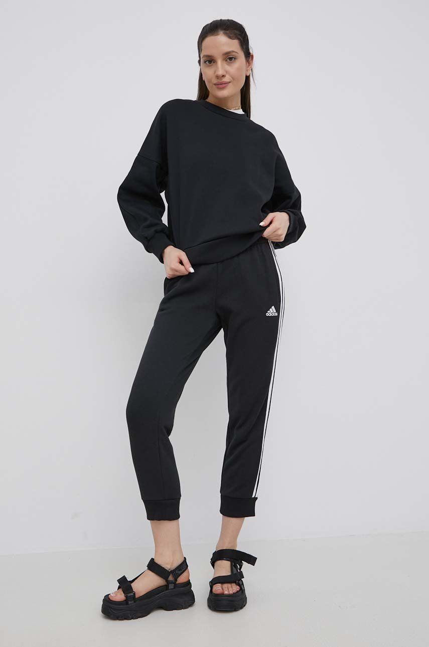 Kalhoty adidas HD4309 dámské, černá barva, s aplikací - černá -  53% Bavlna