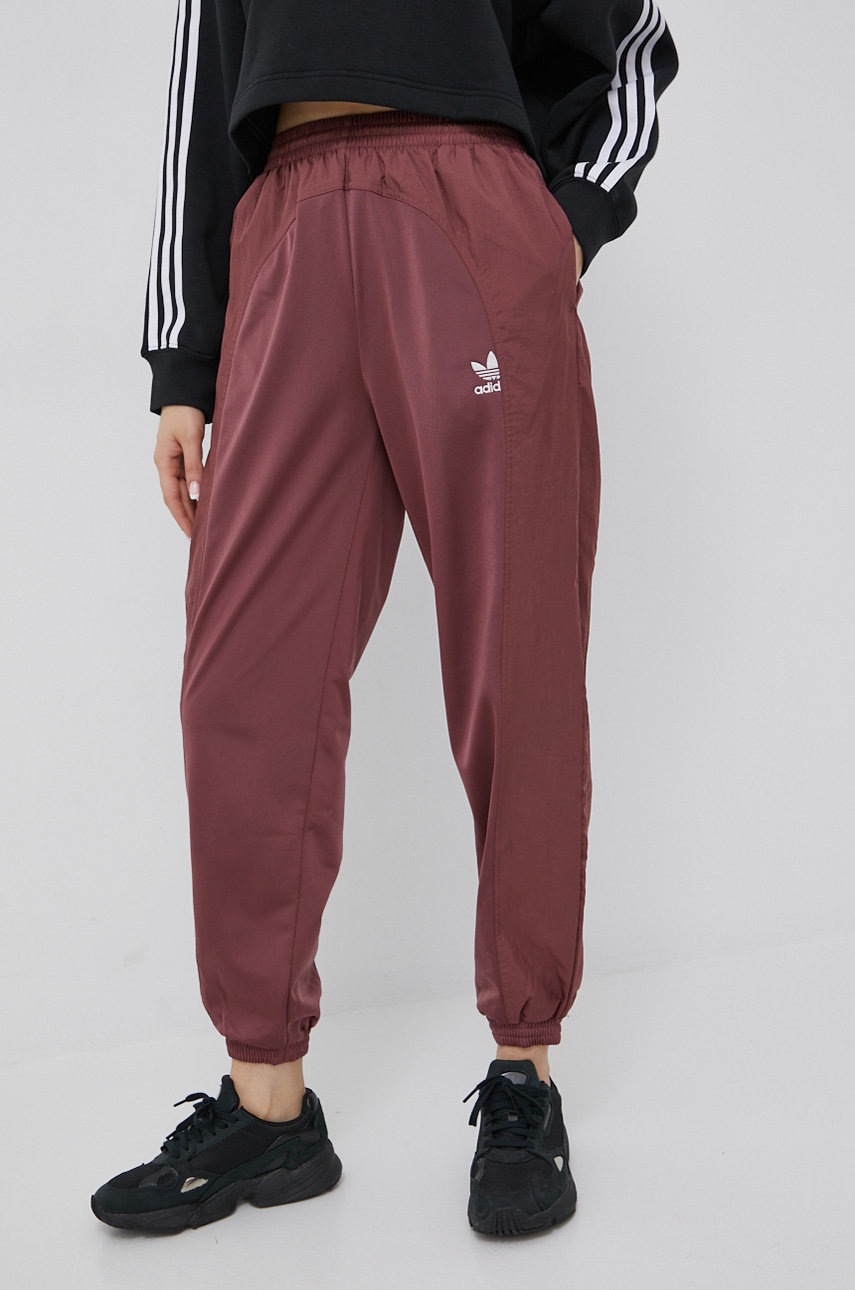 

Брюки adidas Originals HC7043 женские цвет бордовый jogger высокая посадка