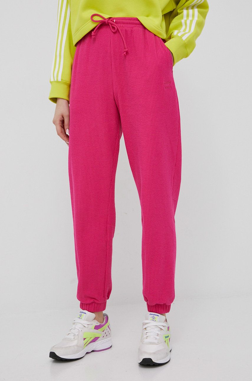 Adidas Originals spodnie Trefoil Moments damskie kolor różowy gładkie