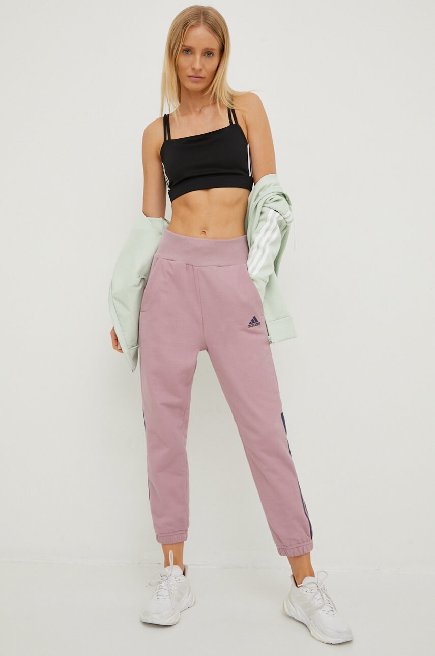 

Бавовняні спортивні штани adidas TERREX Tiro жіночі колір рожевий однотонні