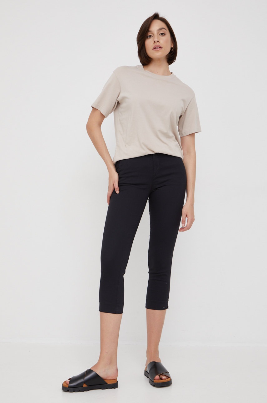 

Брюки United Colors of Benetton женские цвет чёрный chinos средняя посадка