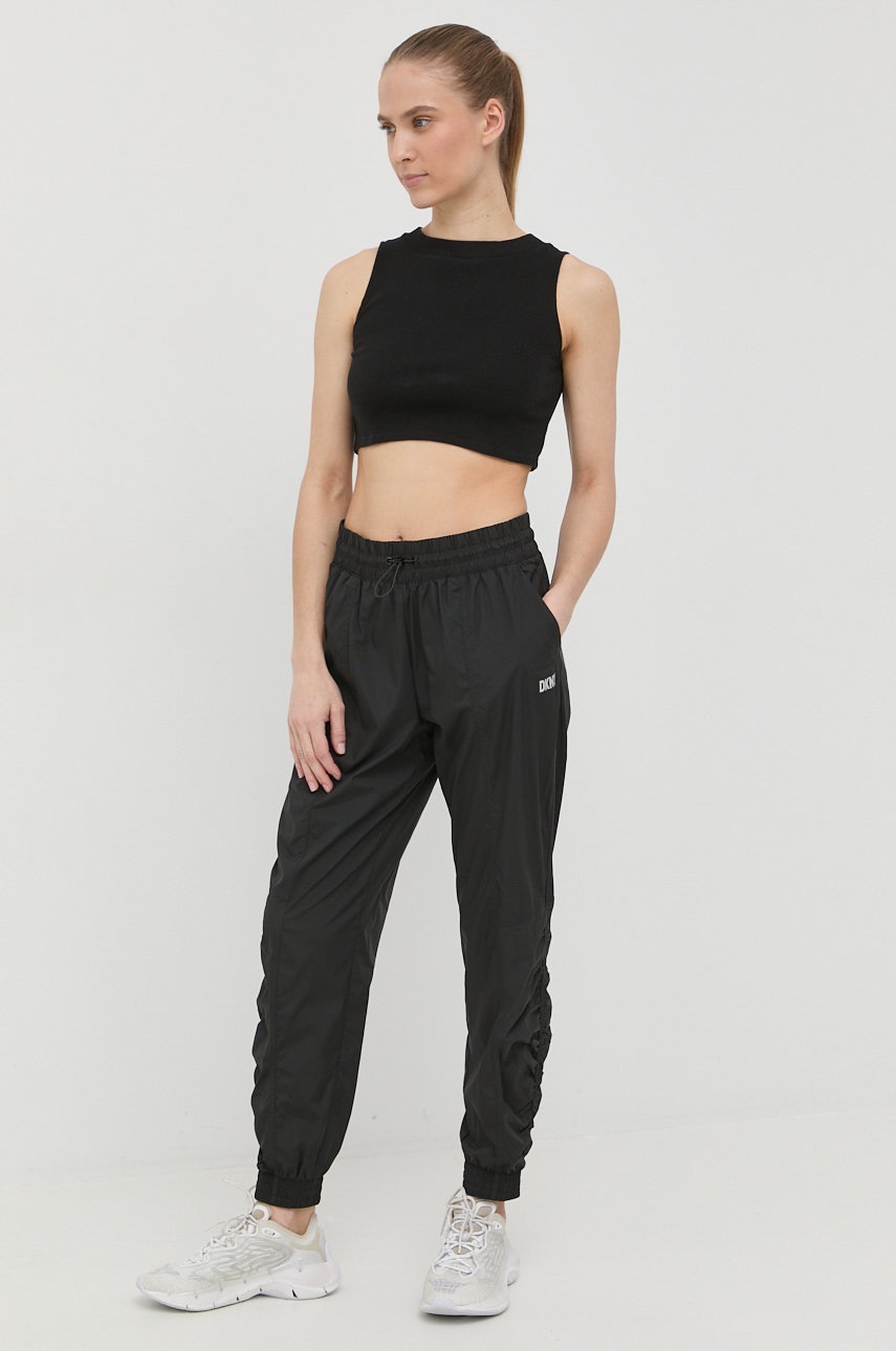 

Спортивные штаны Dkny женские цвет чёрный с принтом
