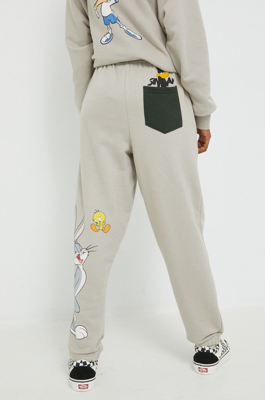 Ellesse spodnie dresowe x Looney Tunes damskie kolor beżowy z nadrukiem