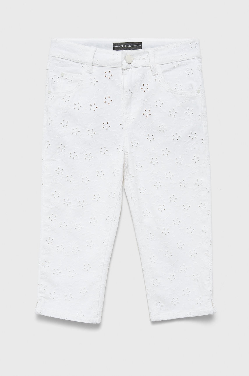 

Детски дънки Guess в бяло, Бял