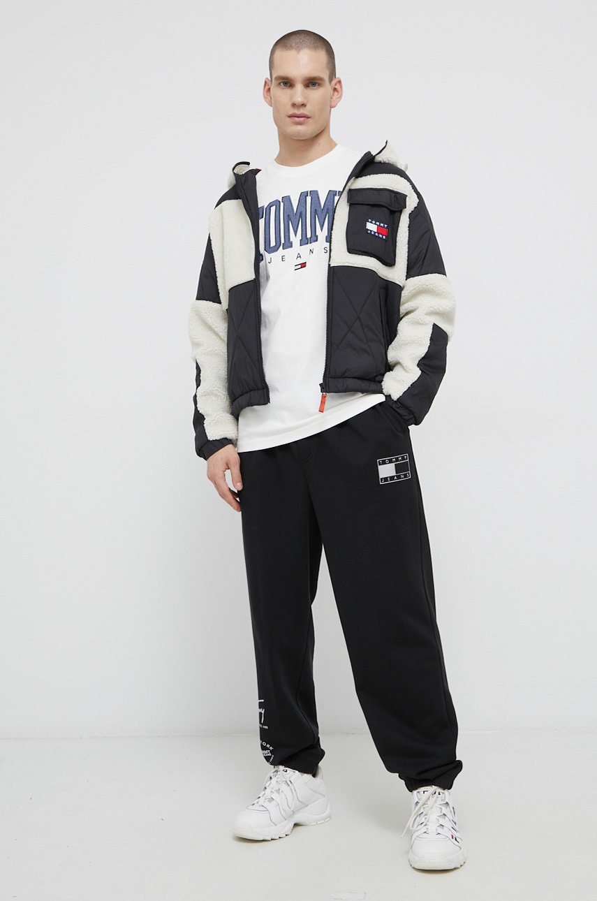 

Штани Tommy Jeans чоловічі колір чорний з аплікацією