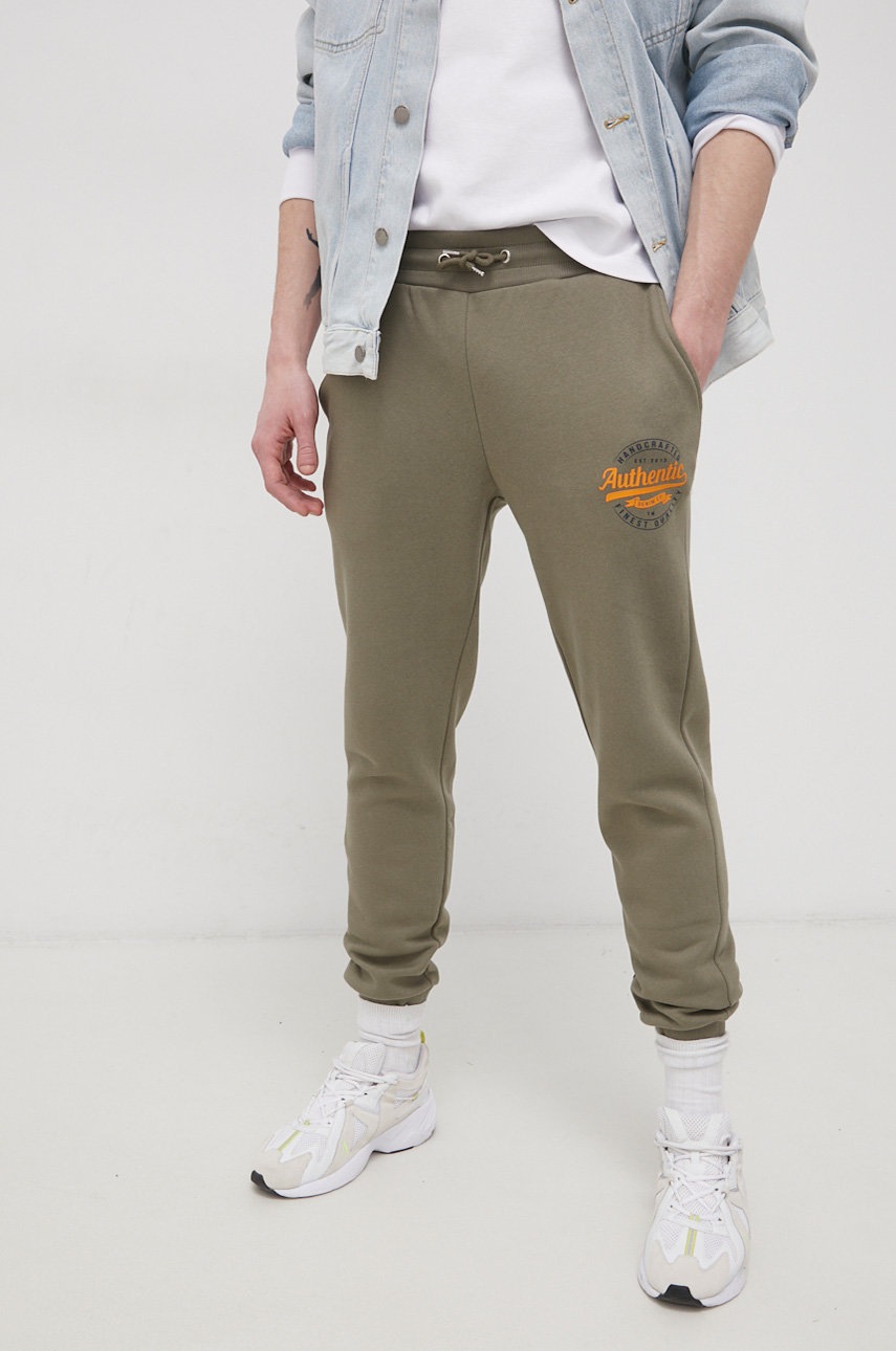 

Брюки Produkt by Jack & Jones мужское цвет зелёный с принтом