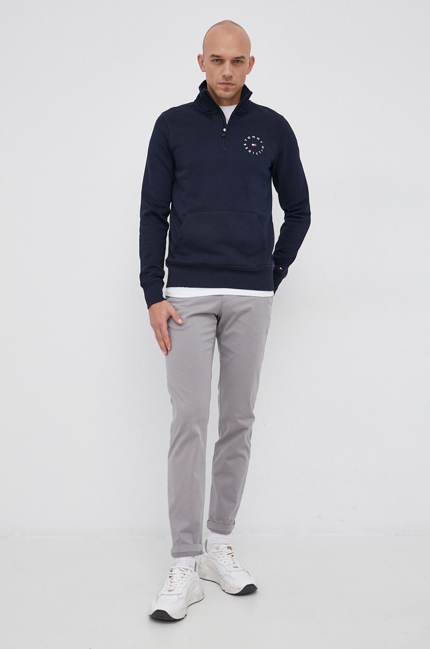 

Брюки Tommy Hilfiger мужские цвет серый фасон chinos