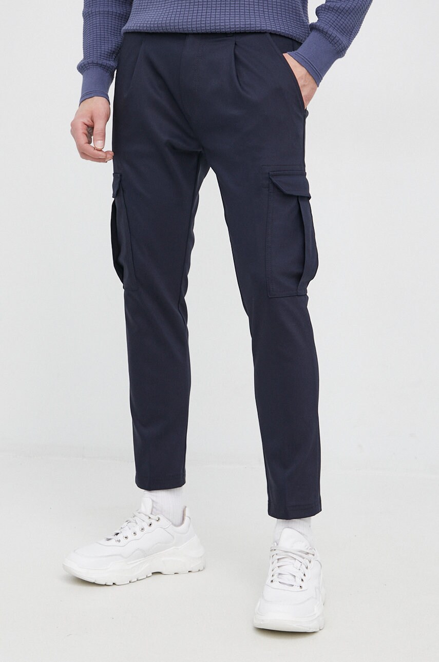 Drykorn pantaloni lago bărbați, culoarea albastru marin, cu fason cargo