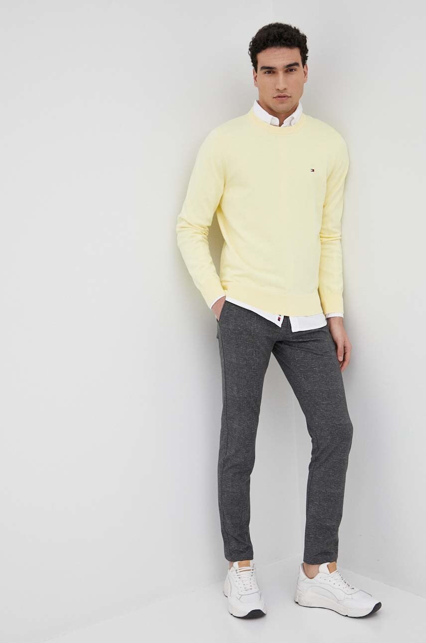 

Брюки Tommy Hilfiger Bleecker мужские цвет серый облегающие