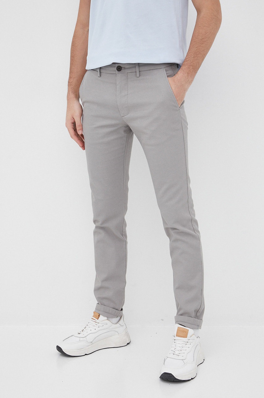 

Панталони Tommy Hilfiger Bleecker мъжки в сиво с кройка тип чино, Сив