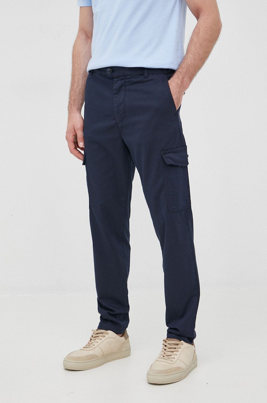 Selected pantaloni barbati, culoarea albastru marin, cu fason cargo answear.ro