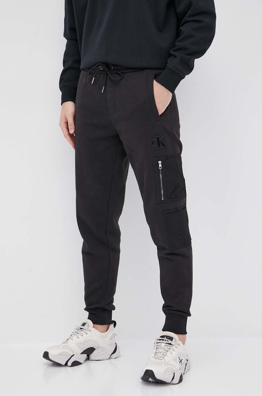 

Панталони Calvin Klein Jeans мъжко в черно, Черен