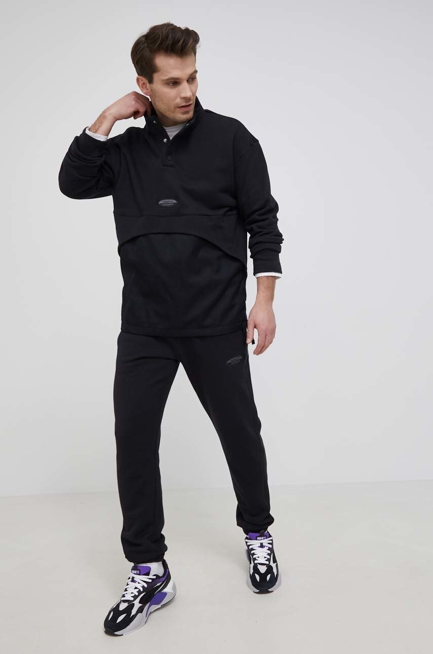 

Бавовняні штани adidas Originals HC9455 чоловічі колір чорний візерунок