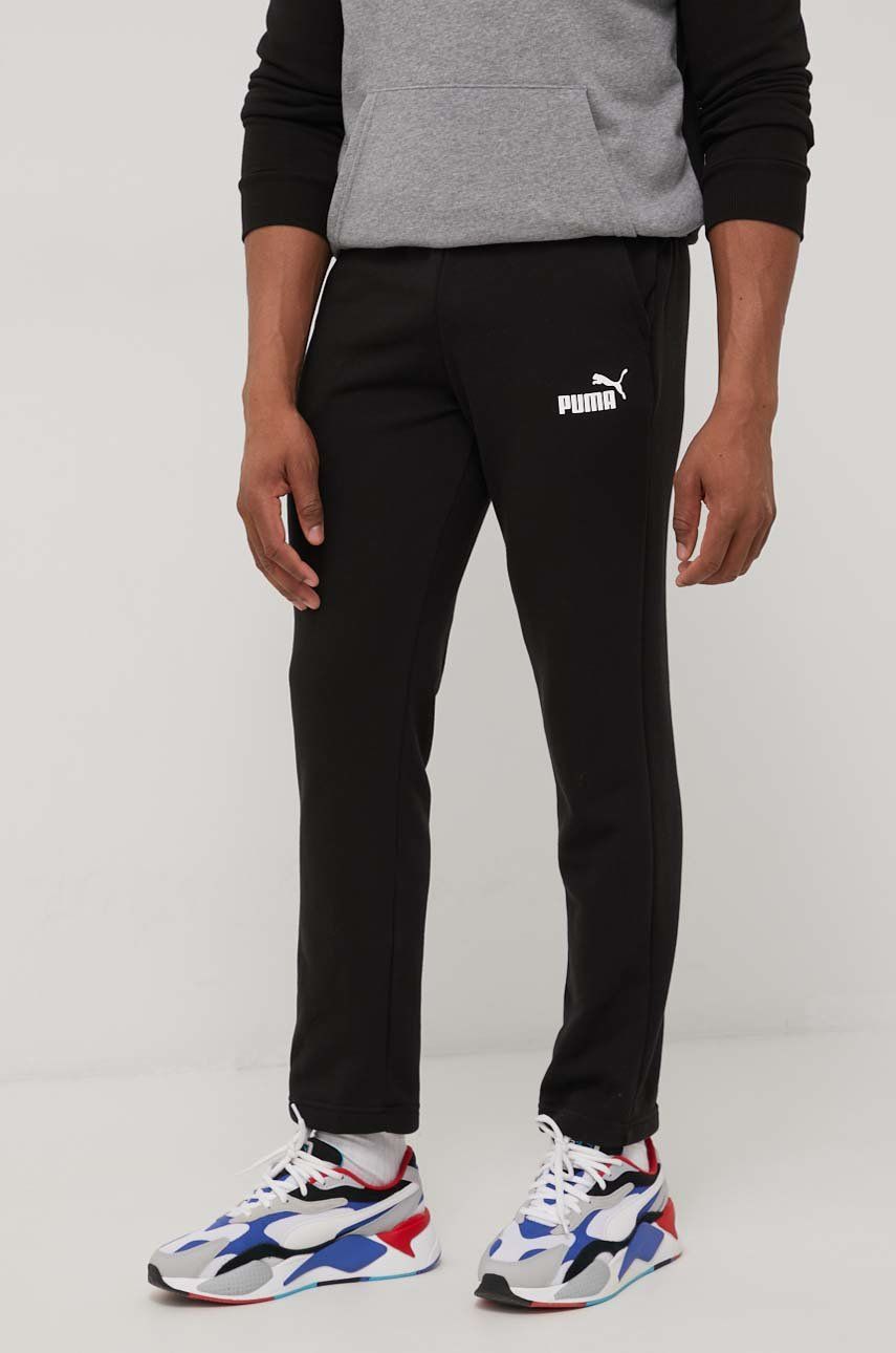 Puma pantaloni 586720 barbati, culoarea negru, cu imprimeu 586720 imagine noua