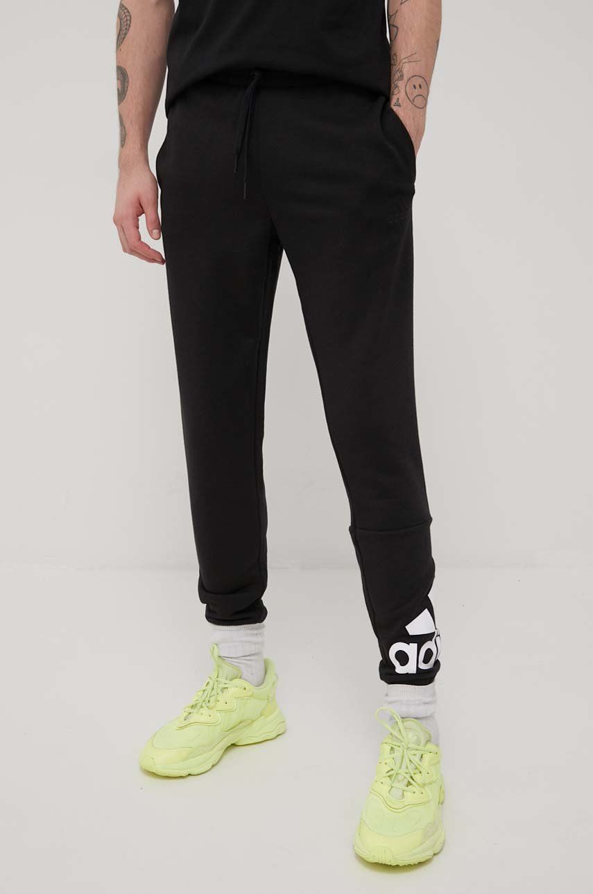 Adidas Pantaloni Gk8968 Barbati, Culoarea Negru, Cu Imprimeu